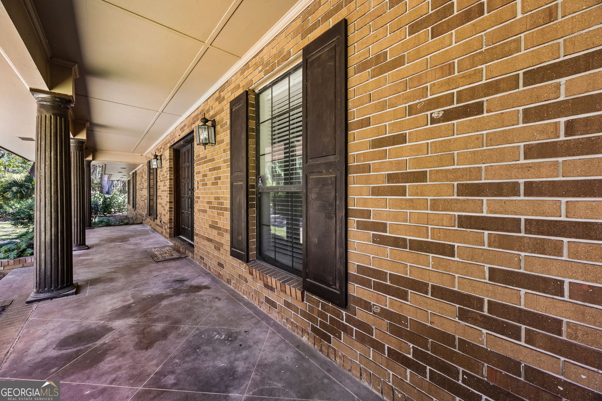 811 Park Street Property Photo 8