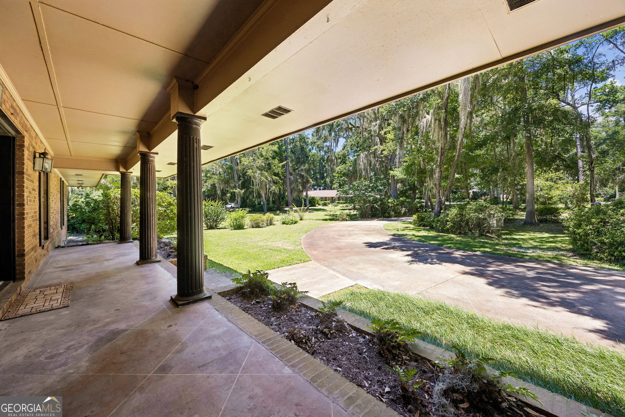 811 Park Street Property Photo 10