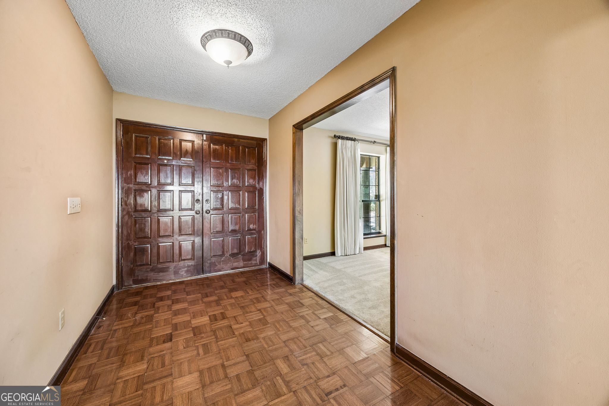 811 Park Street Property Photo 13