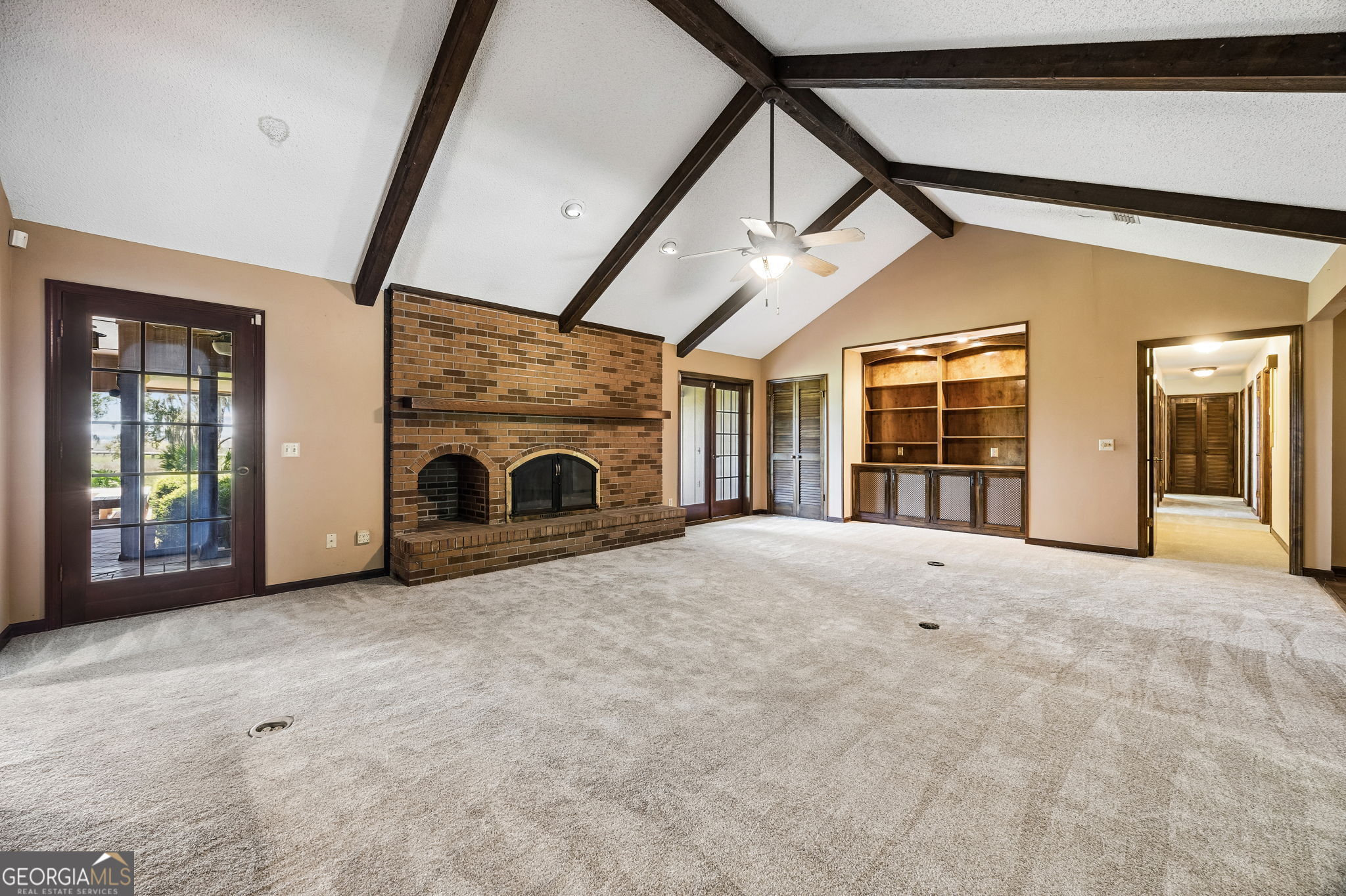 811 Park Street Property Photo 15