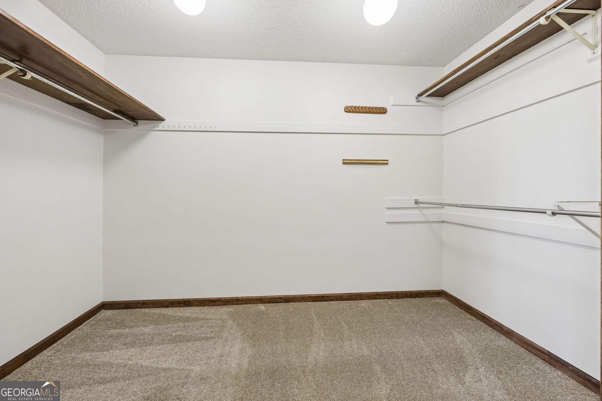 811 Park Street Property Photo 41