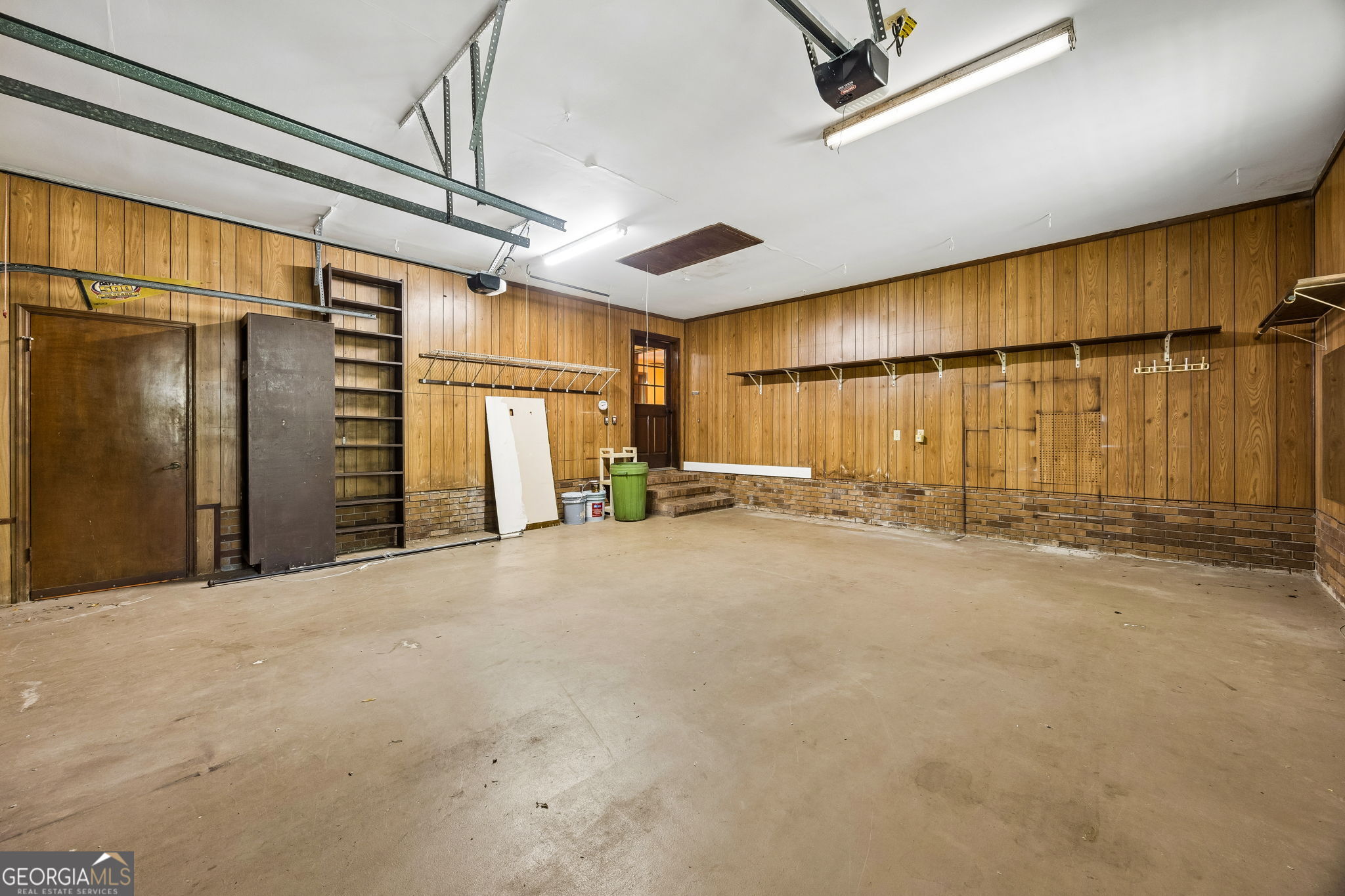 811 Park Street Property Photo 58
