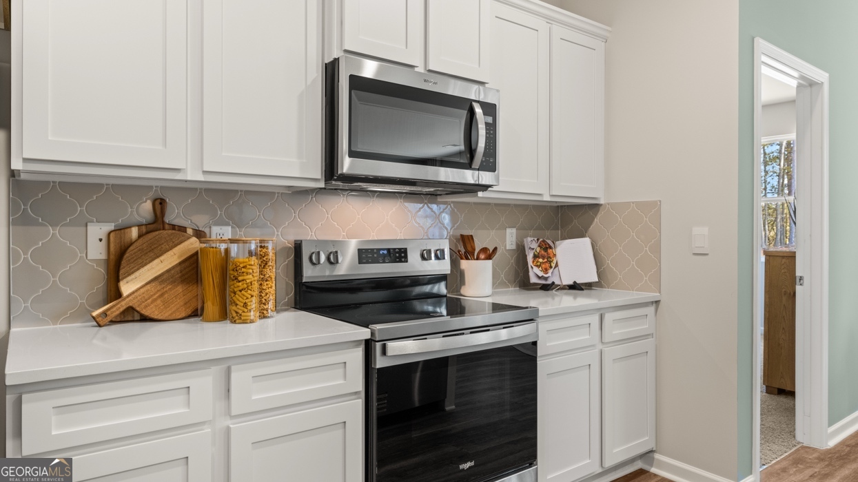 170 White Spruce Way Property Photo 11