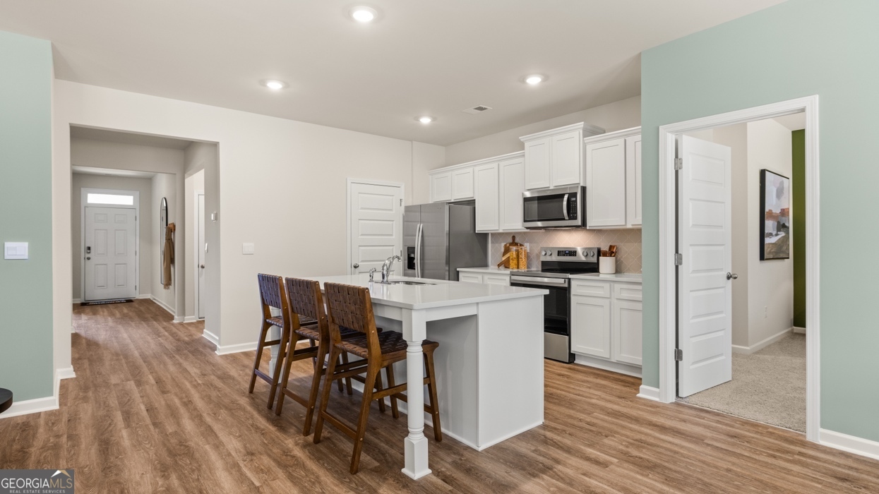 170 White Spruce Way Property Photo 12