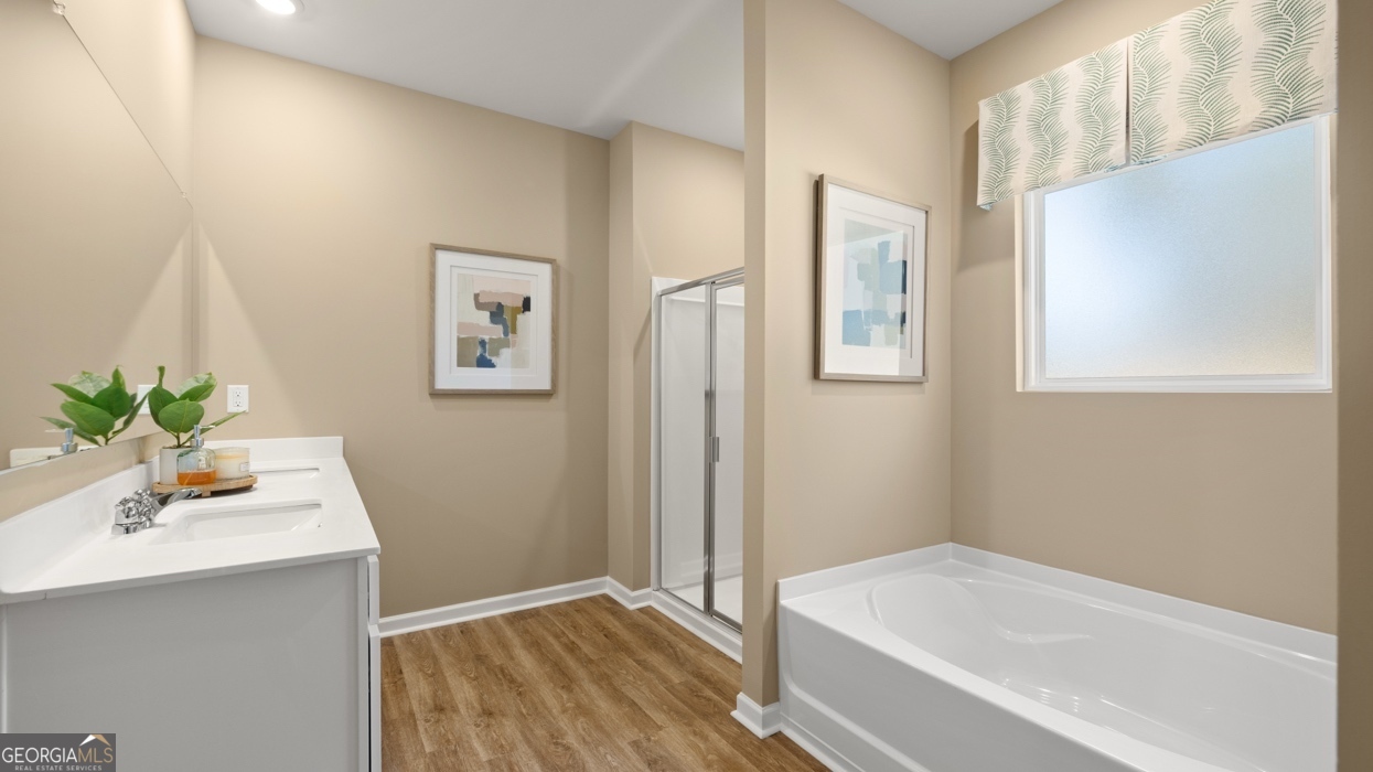 170 White Spruce Way Property Photo 33
