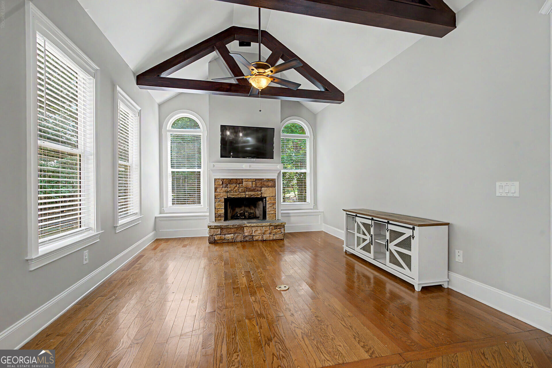 1223 Savannah Lane Property Photo 6