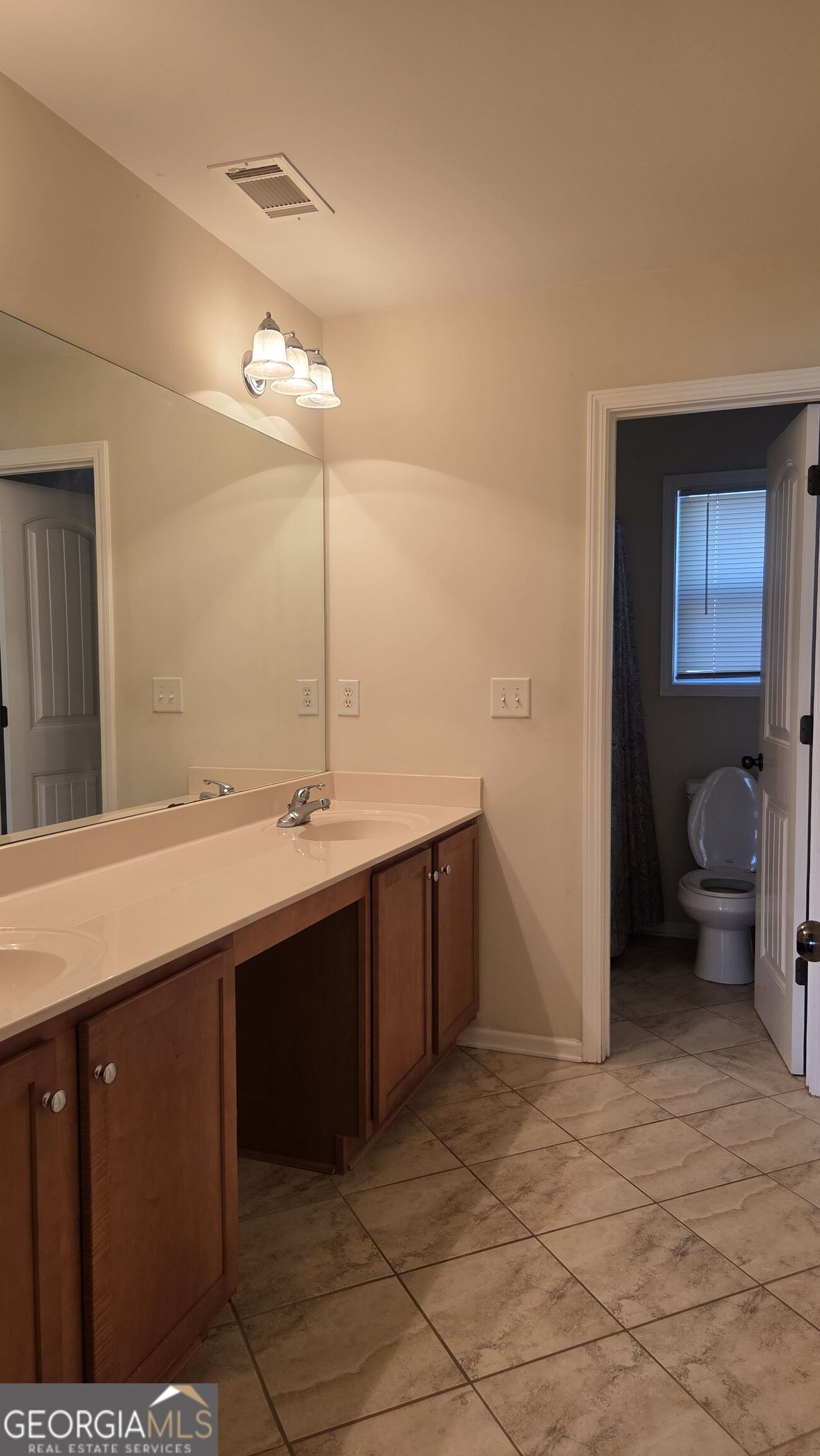 308 Ridge Pointe Drive Property Photo 16