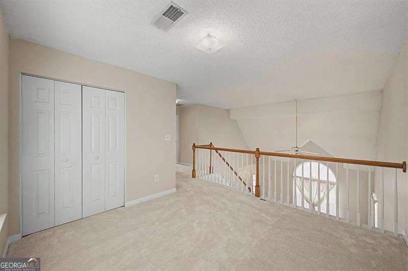 2025 Baramore Oaks Drive Property Photo 15