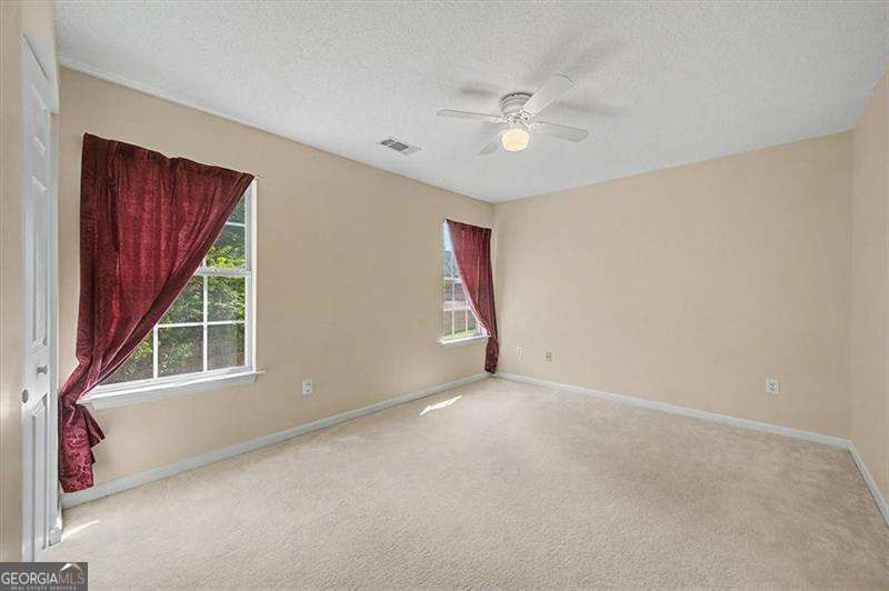2025 Baramore Oaks Drive Property Photo 18