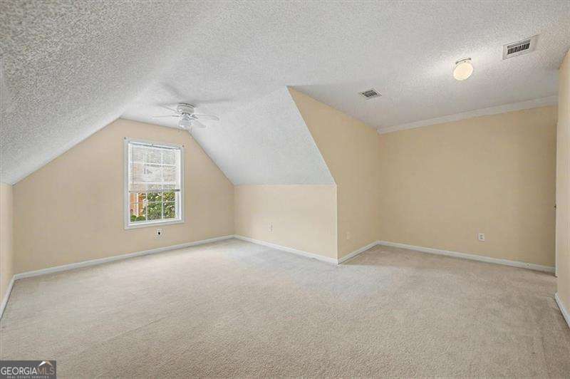 2025 Baramore Oaks Drive Property Photo 20