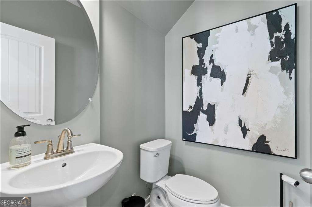 231 Sanctuary Drive Property Photo 15