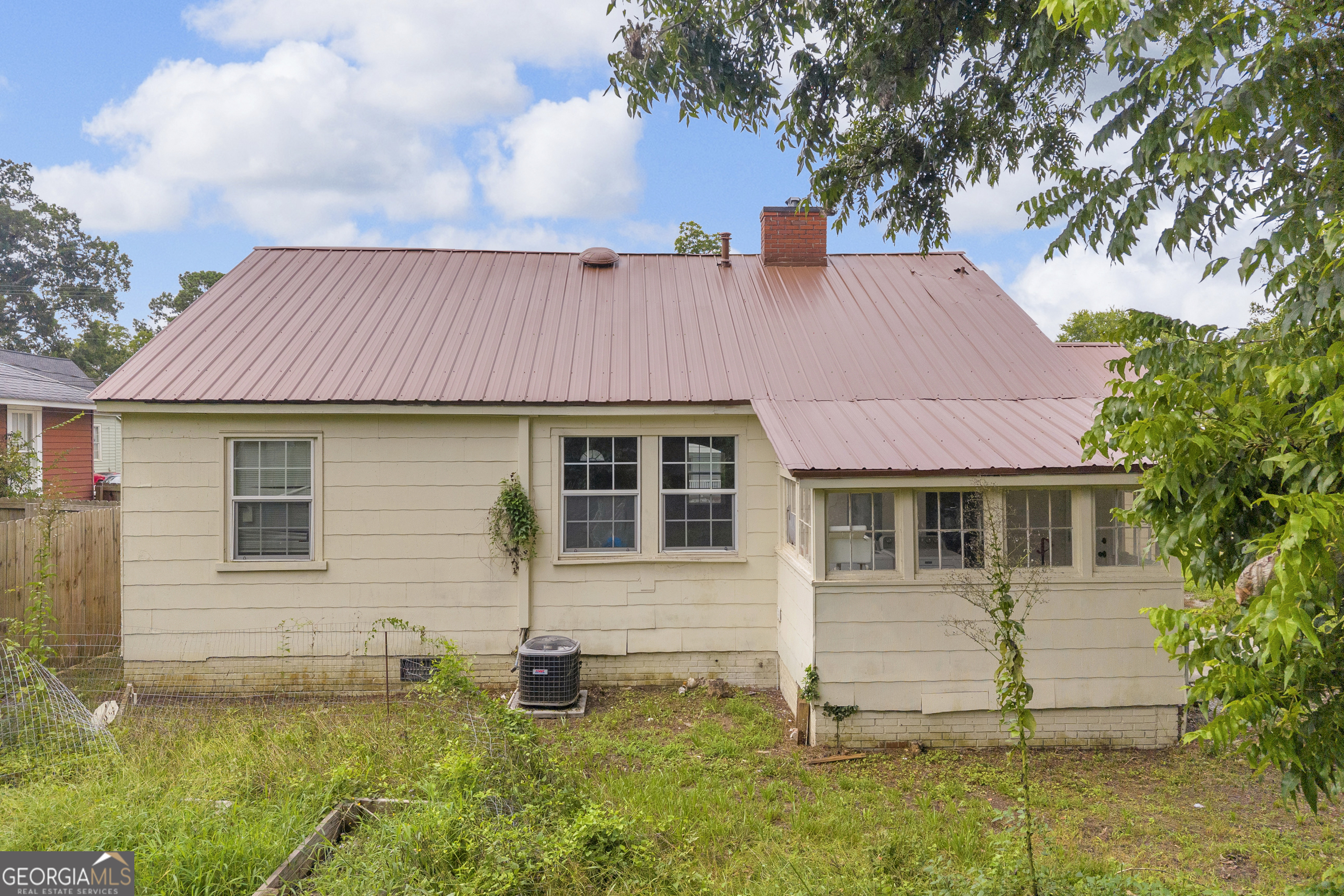 221 Edwards Street Property Photo 34