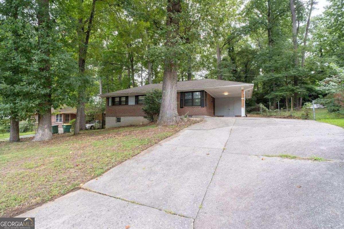 4642 Bartlett Road Property Photo 1