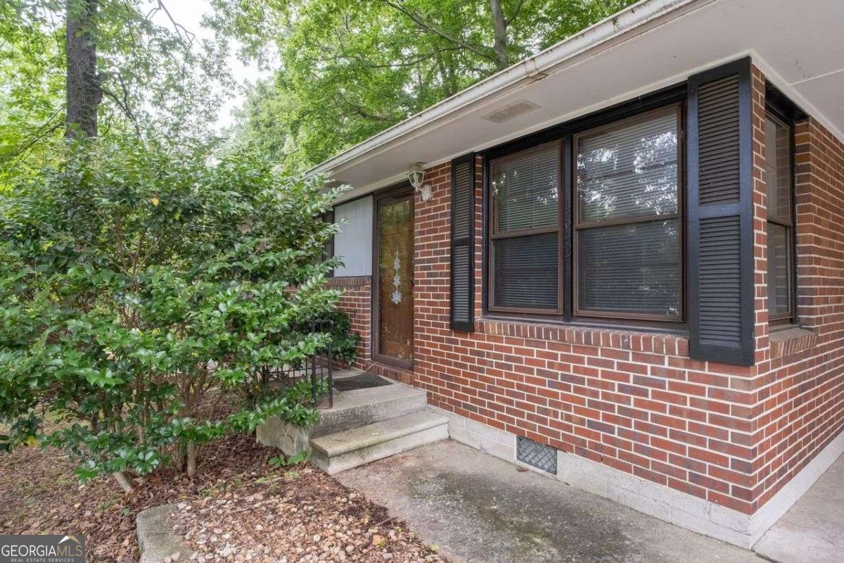 4642 Bartlett Road Property Photo 4