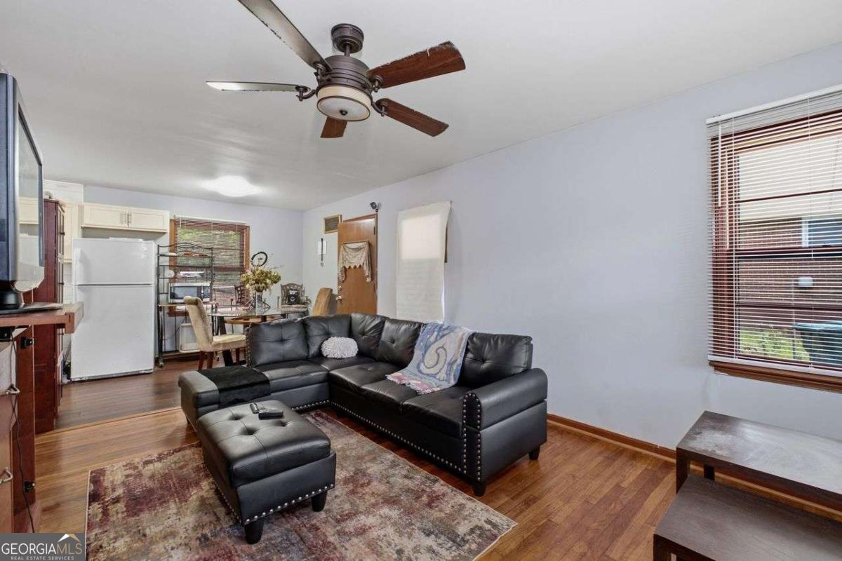 4642 Bartlett Road Property Photo 7