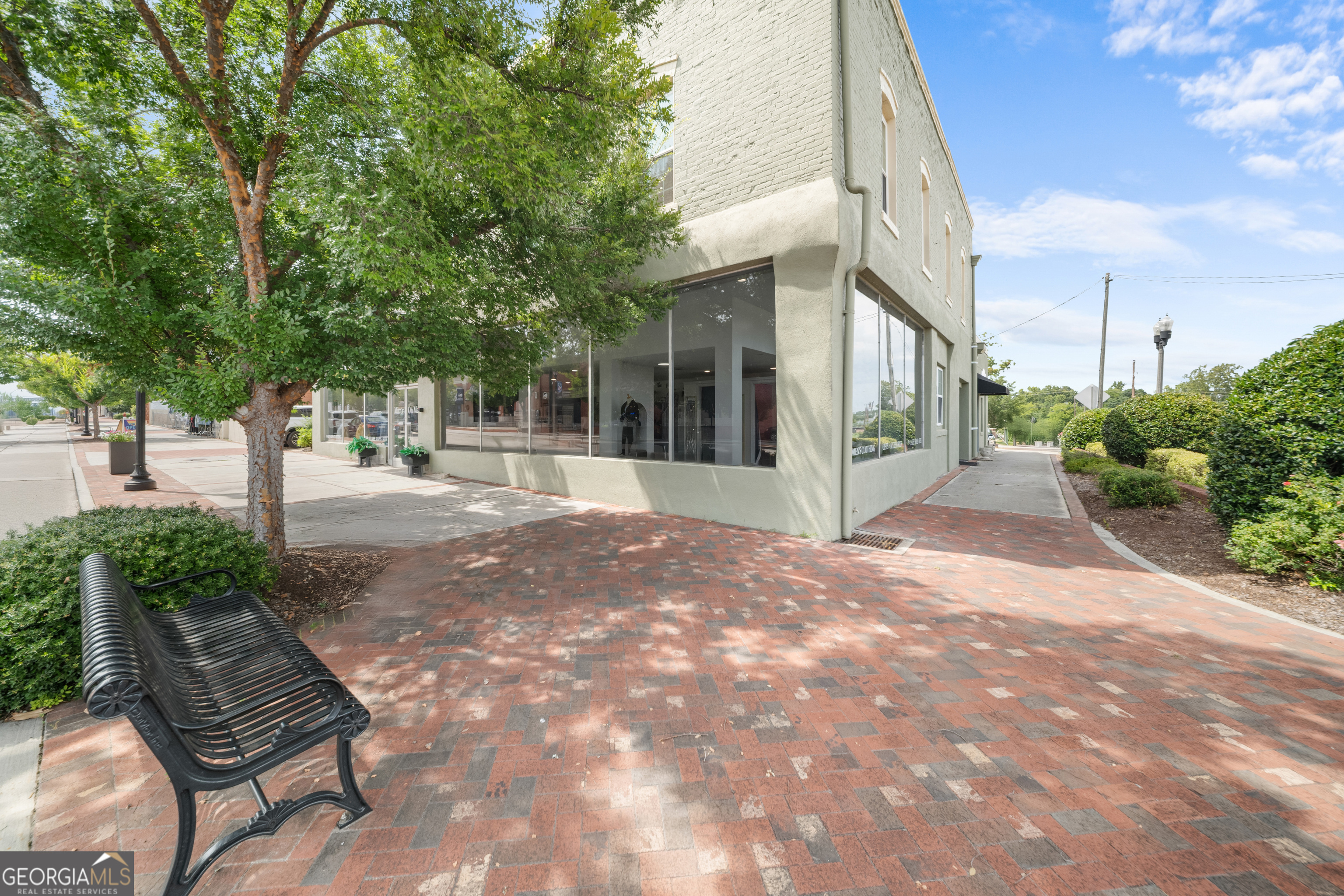 65 E Main Street Property Photo 8