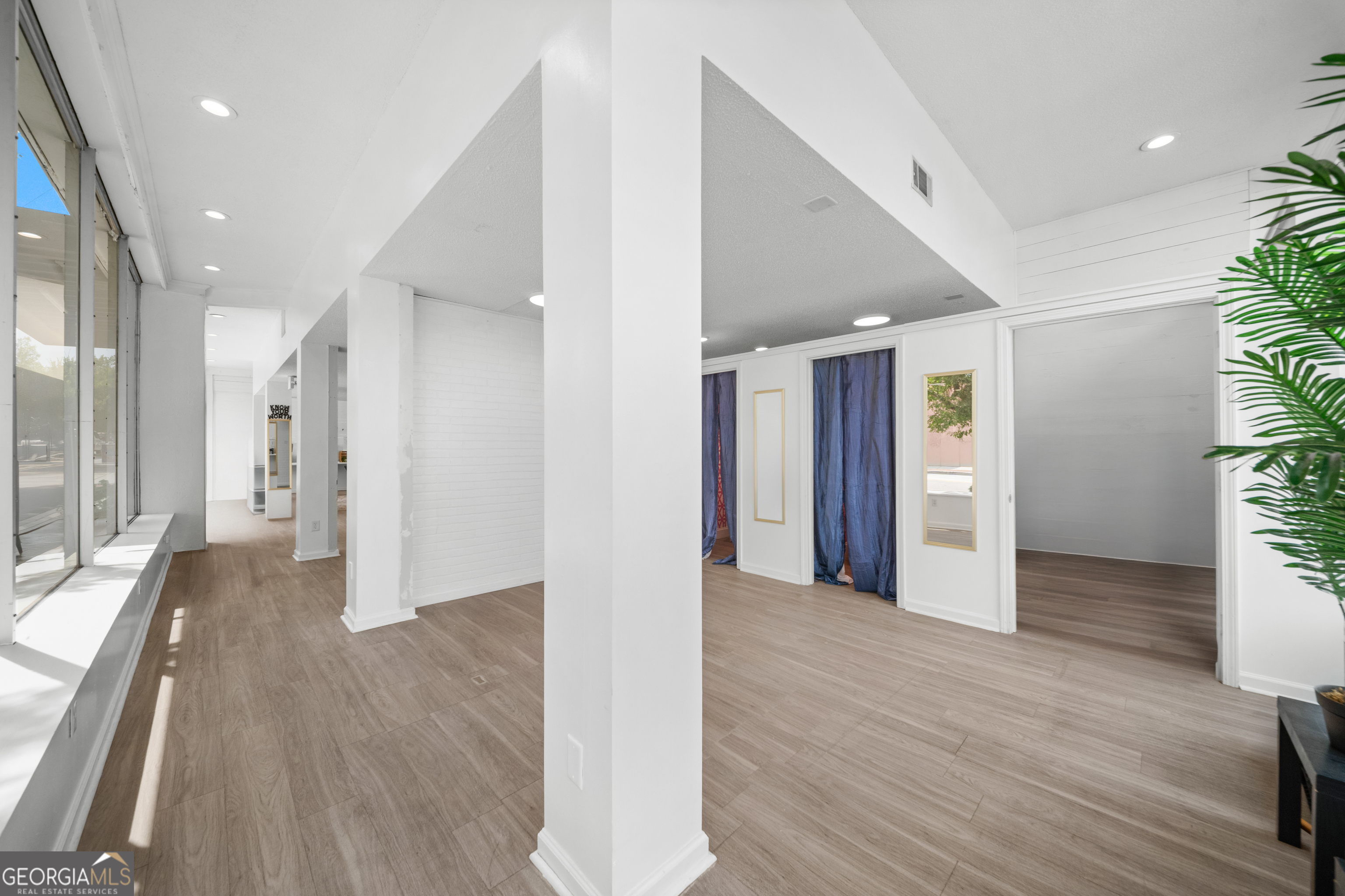 65 E Main Street Property Photo 14