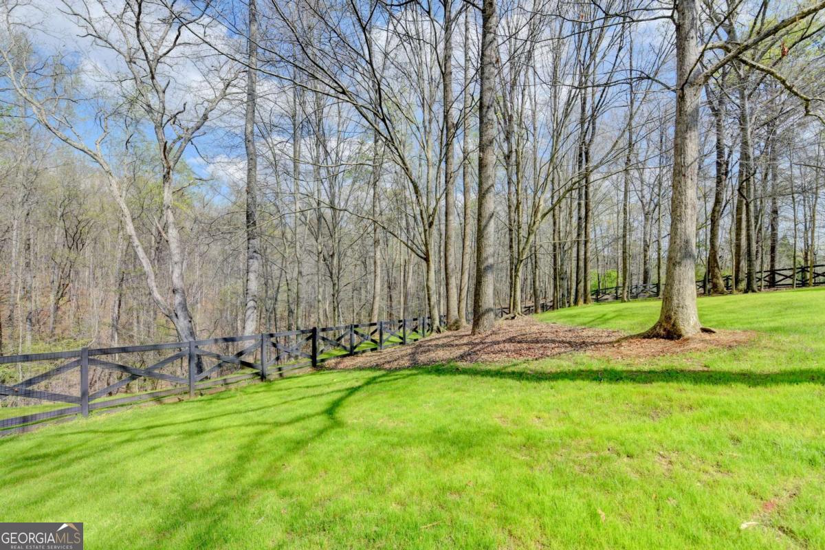 2435 Southers Circle Property Photo 3