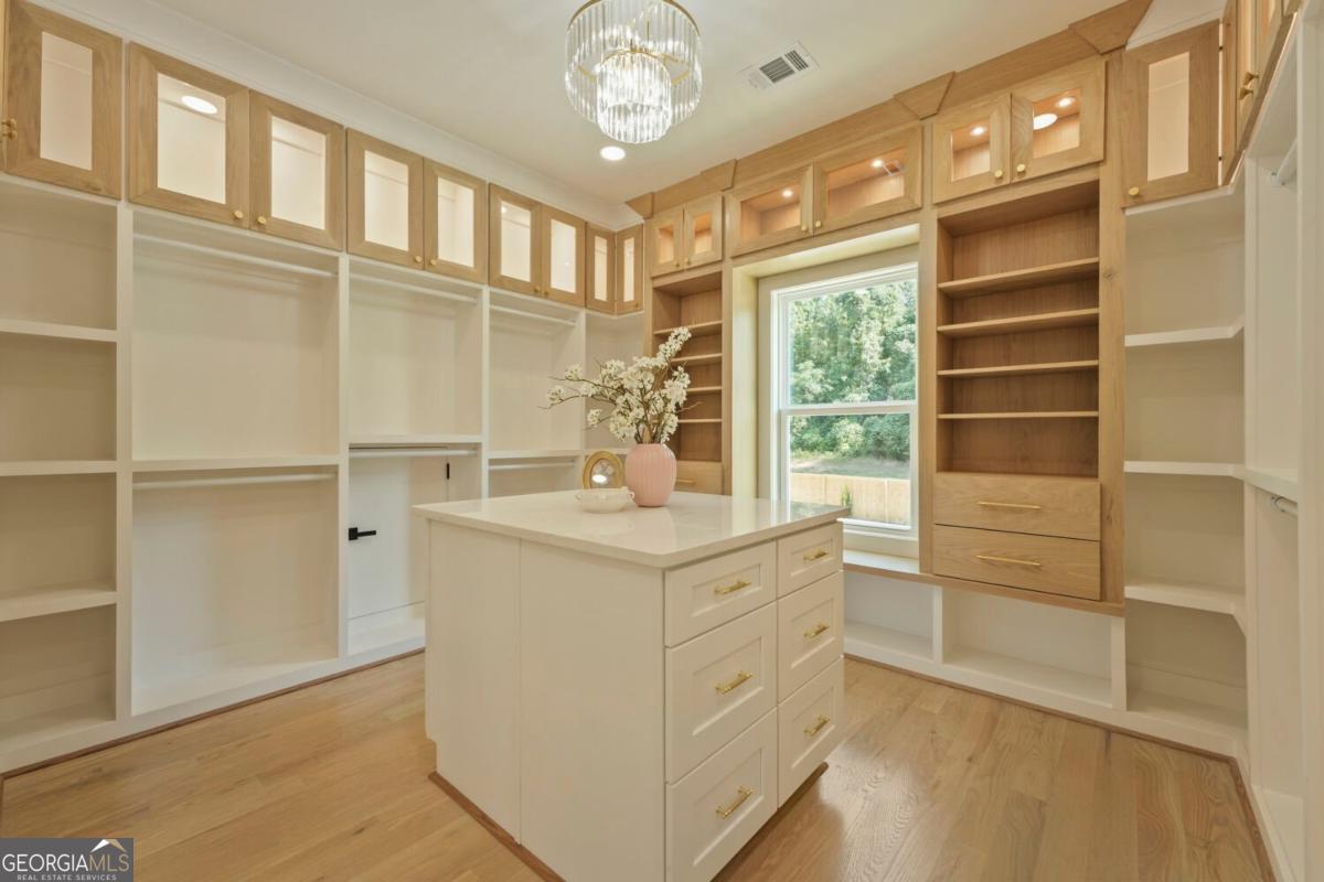 952 Cooper Road Property Photo 21
