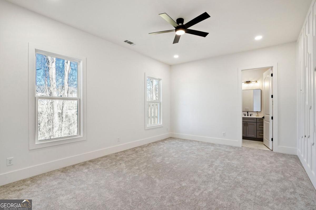952 Cooper Road Property Photo 25