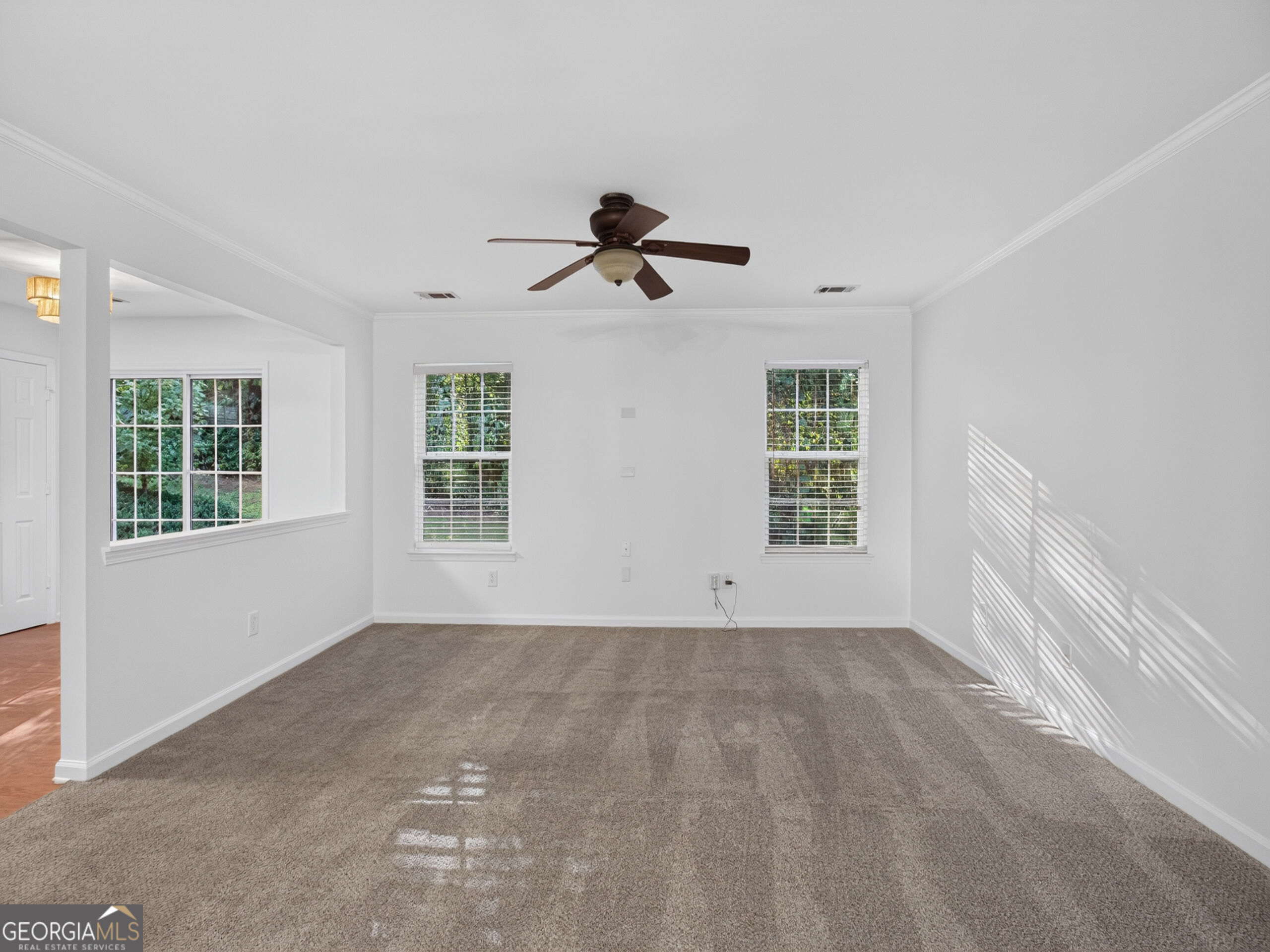2820 Mayfair Drive Property Photo 10