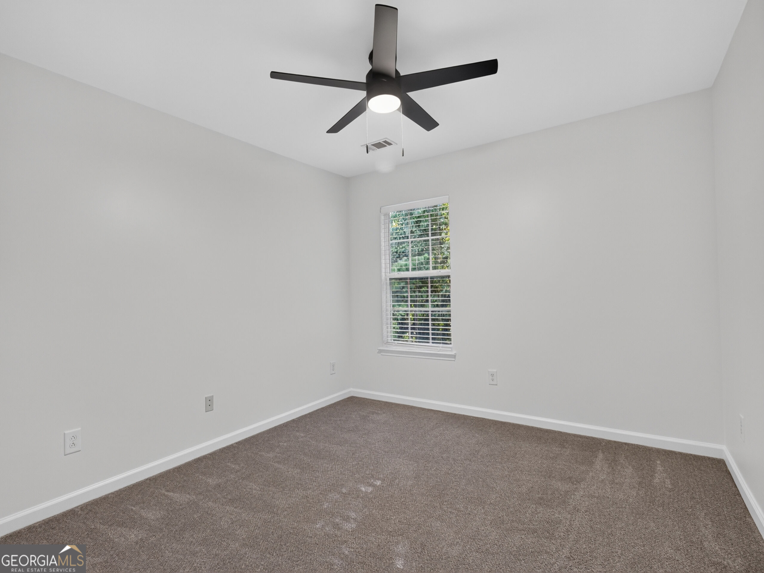 2820 Mayfair Drive Property Photo 29