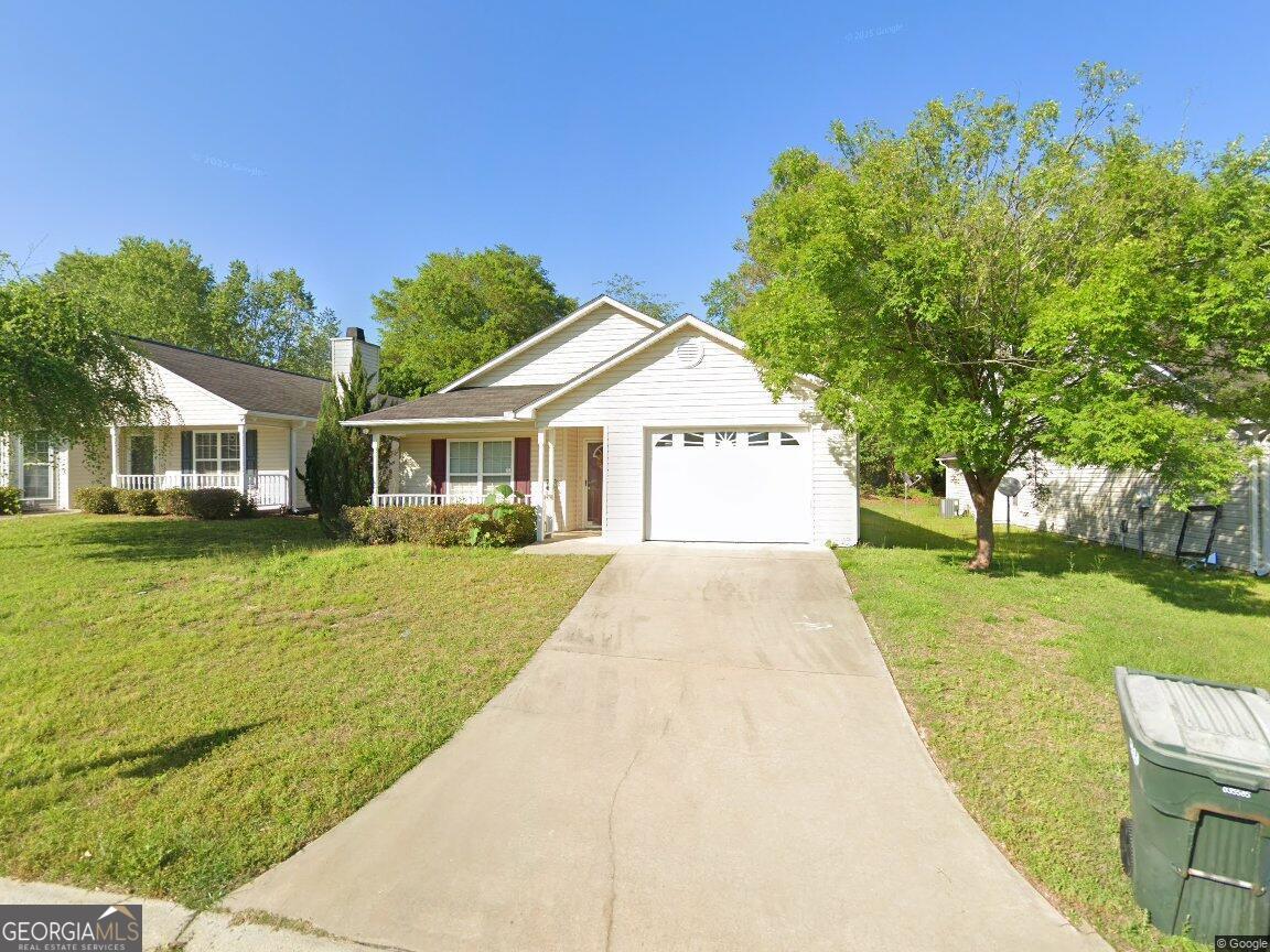 110 Easy Street Property Photo 1