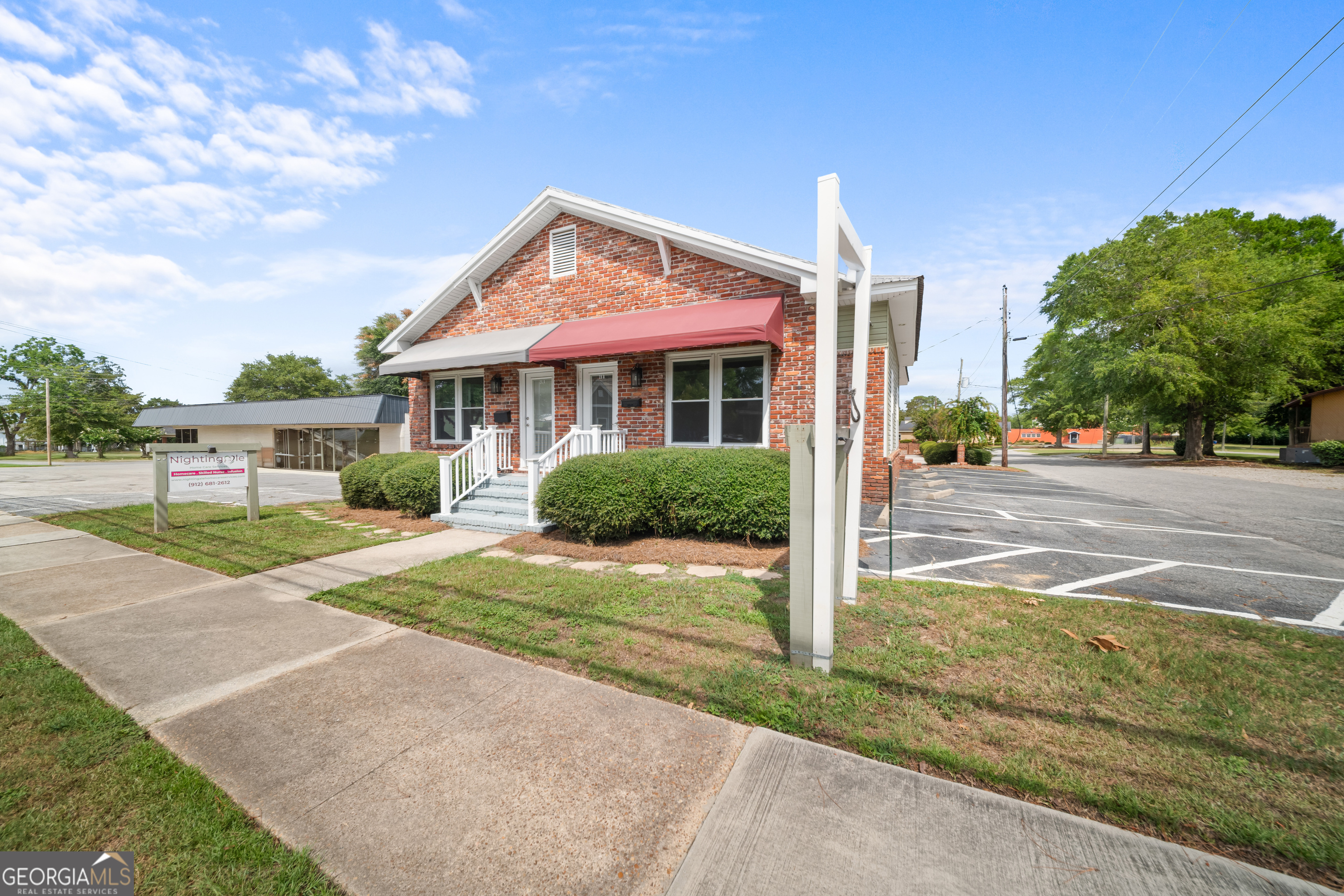 28 S Zetterower Avenue Property Photo 6