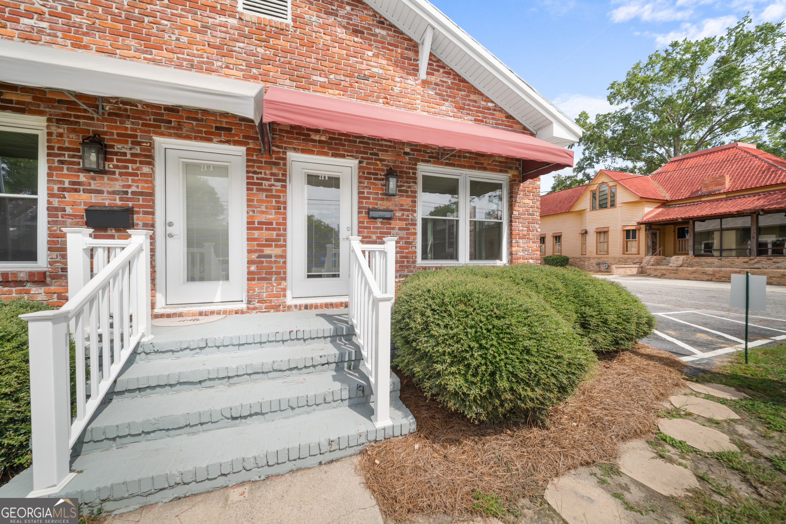 28 S Zetterower Avenue Property Photo 8