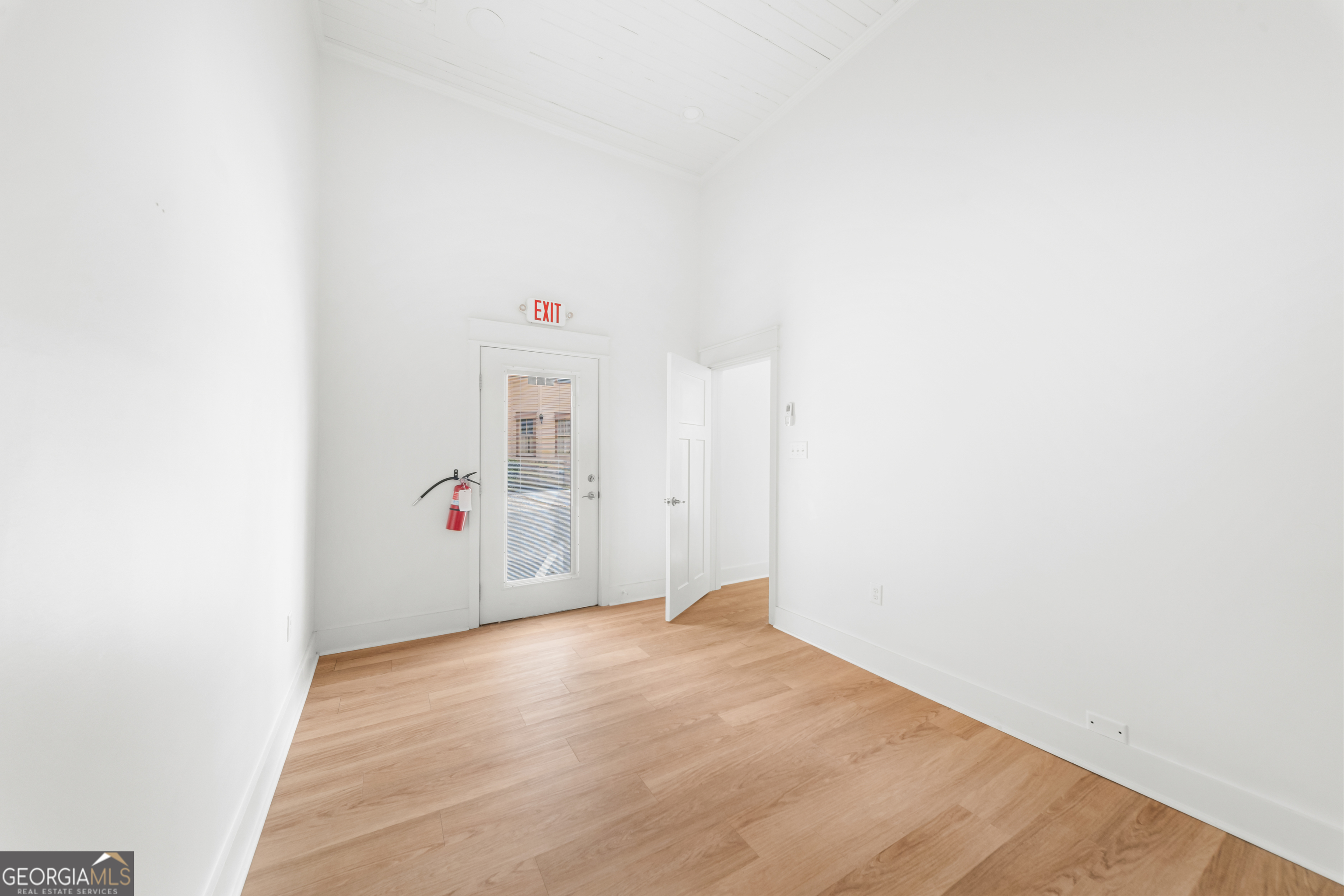 28 S Zetterower Avenue Property Photo 15