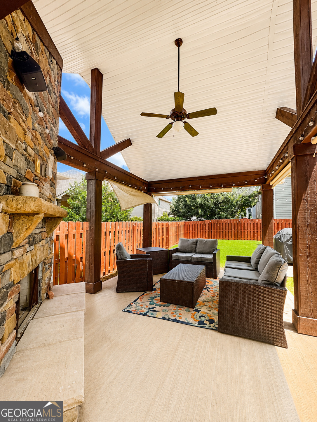 15 Lynnfield Drive Property Photo 8