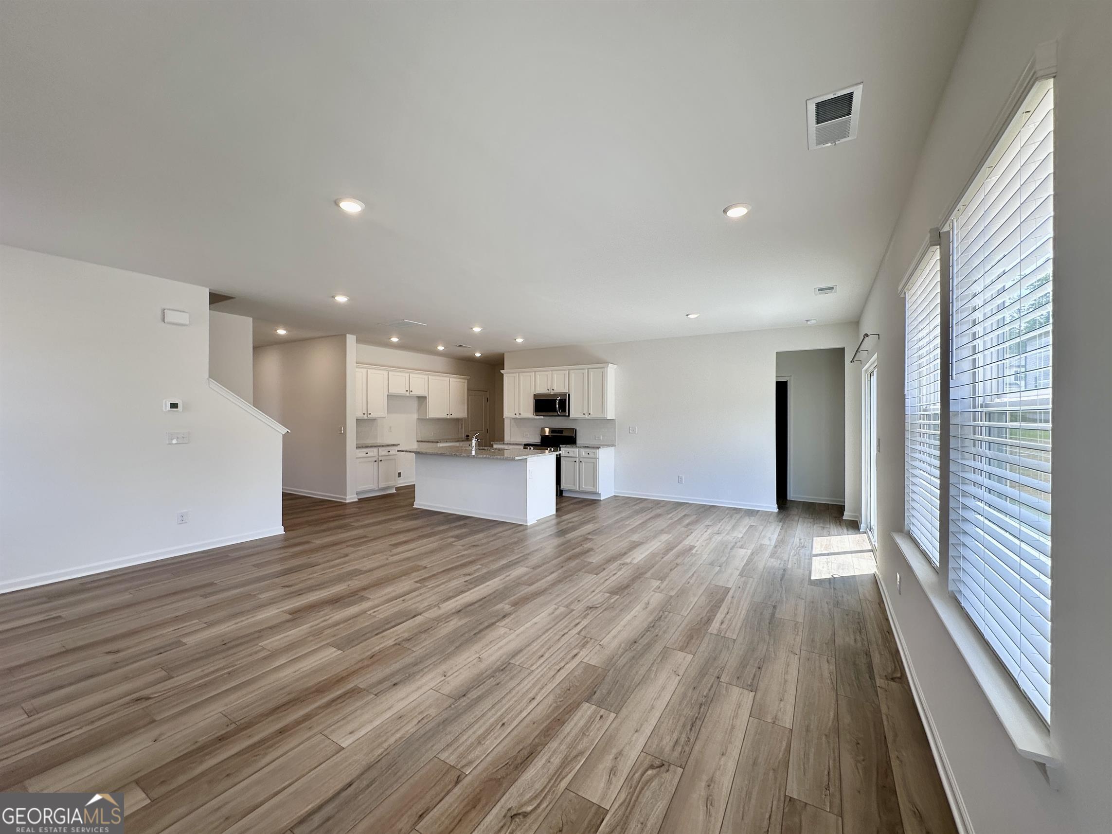 113 Sunny Side Way Property Photo 5