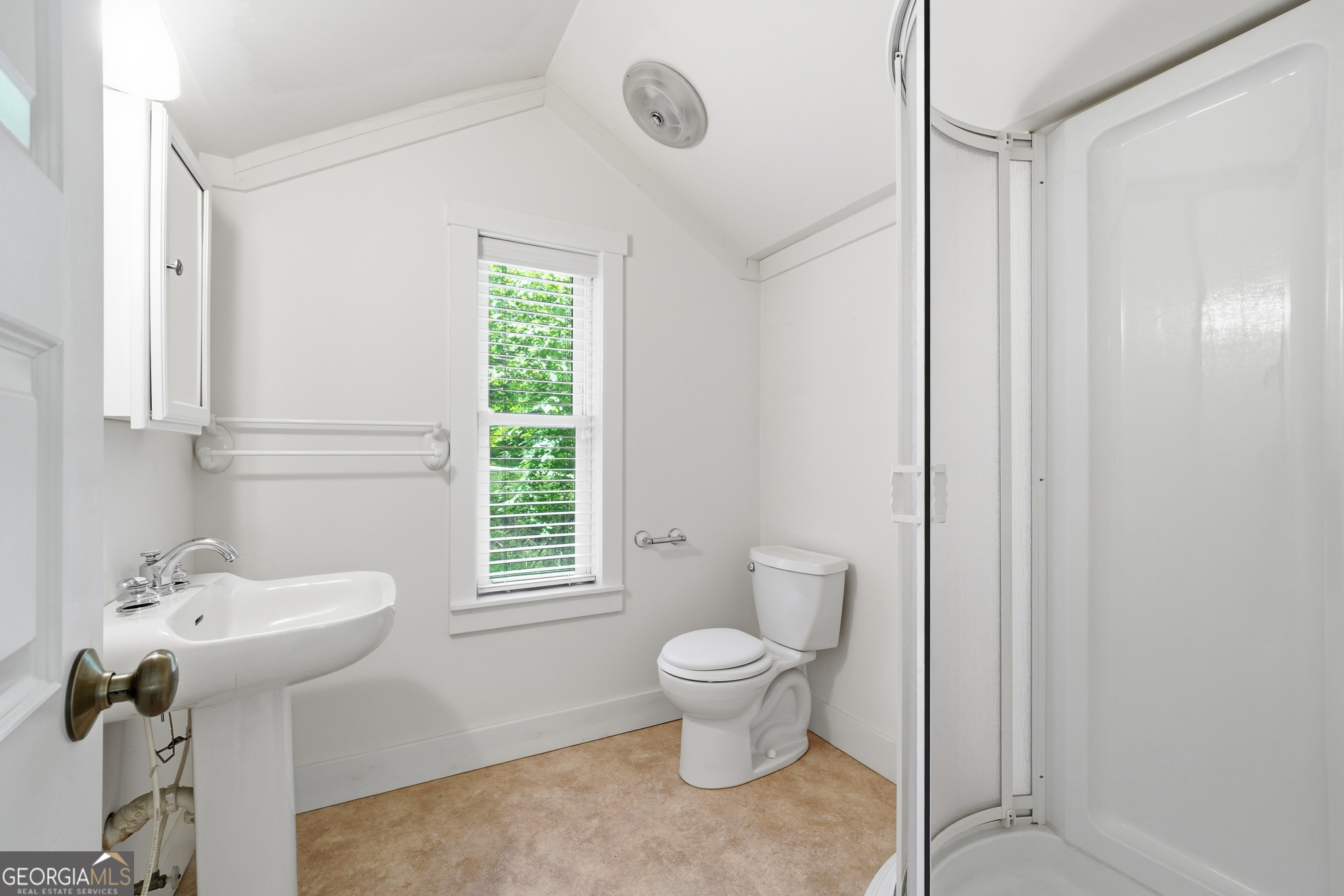 120 Shenendoa Drive Property Photo 37