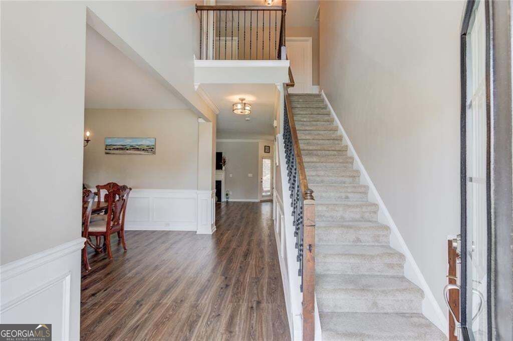 5719 Berkshire Trace Property Photo 3