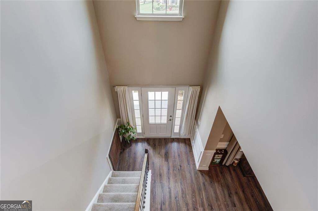 5719 Berkshire Trace Property Photo 16