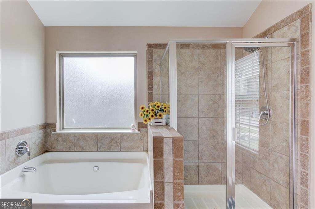 5719 Berkshire Trace Property Photo 24
