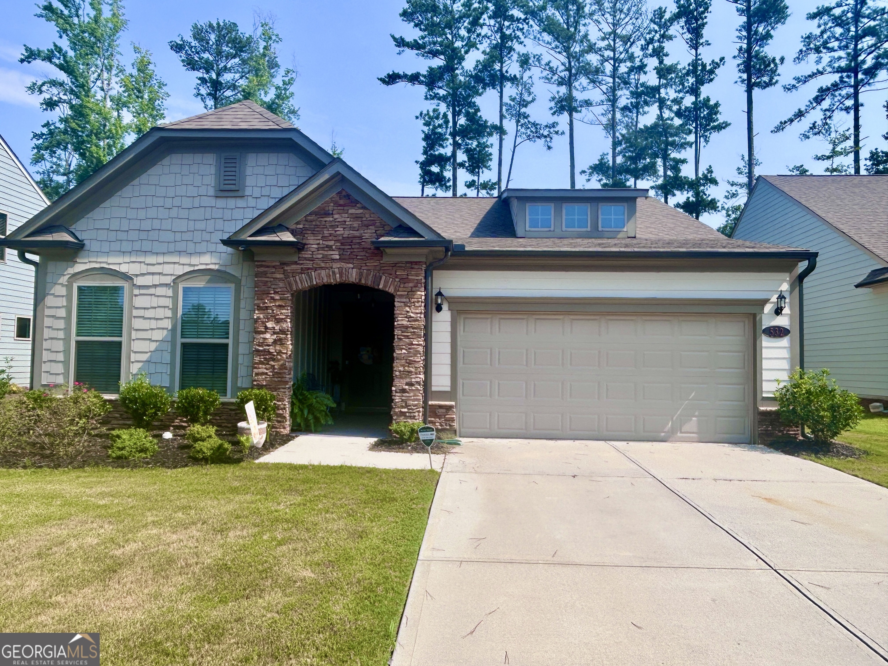 532 Colebrook Way Property Photo 1