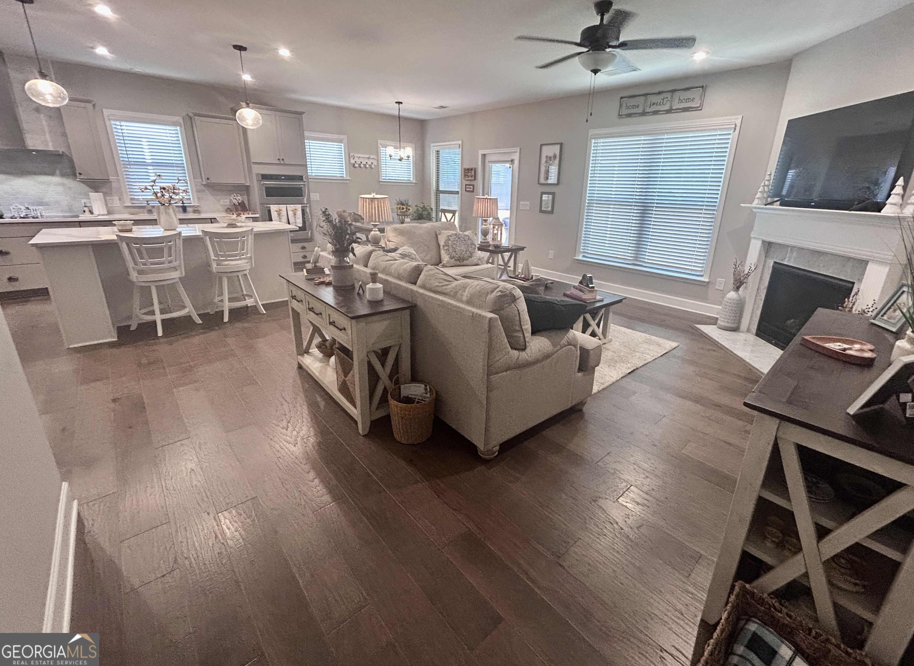 532 Colebrook Way Property Photo 8