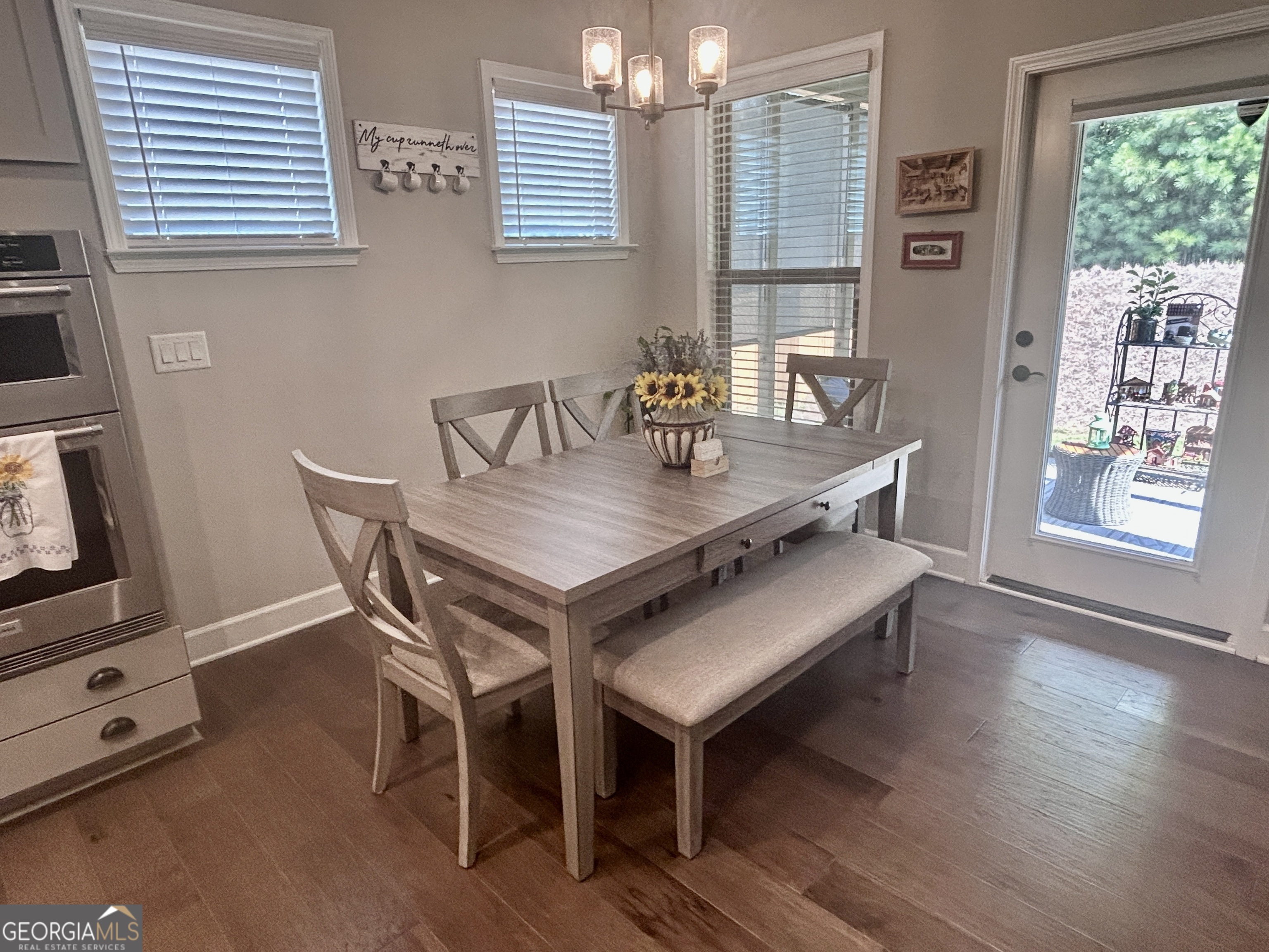 532 Colebrook Way Property Photo 11