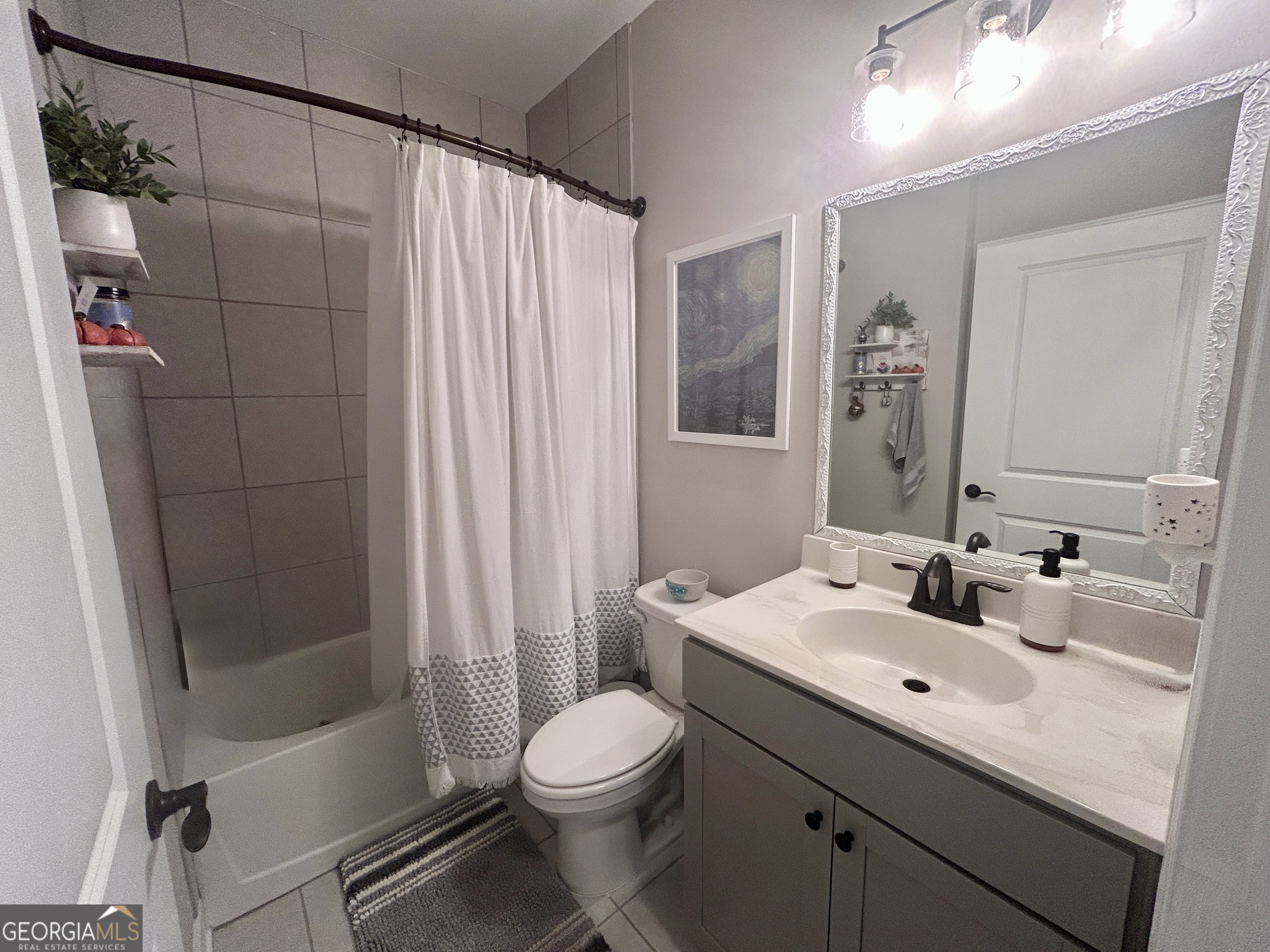 532 Colebrook Way Property Photo 23