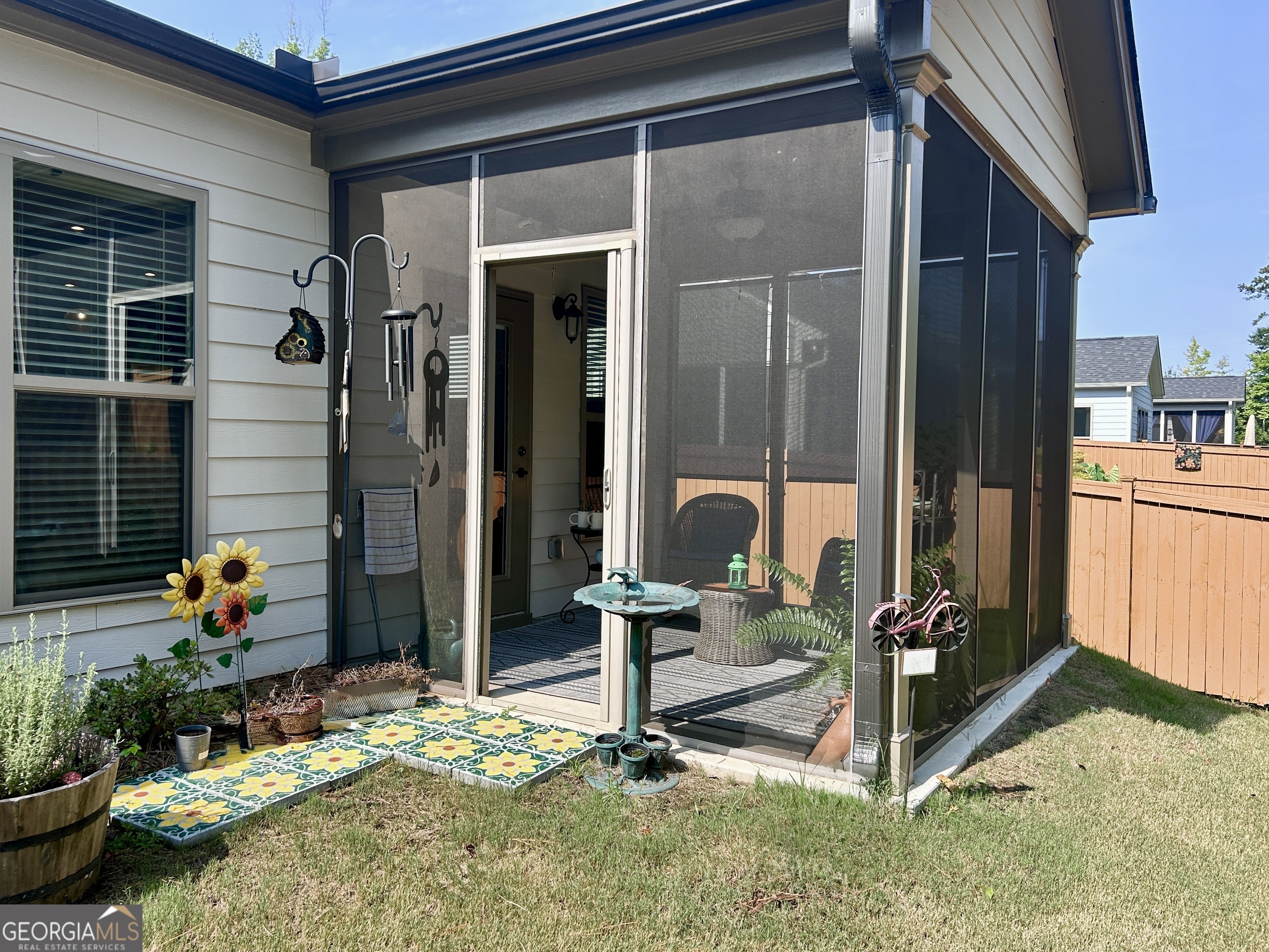 532 Colebrook Way Property Photo 32