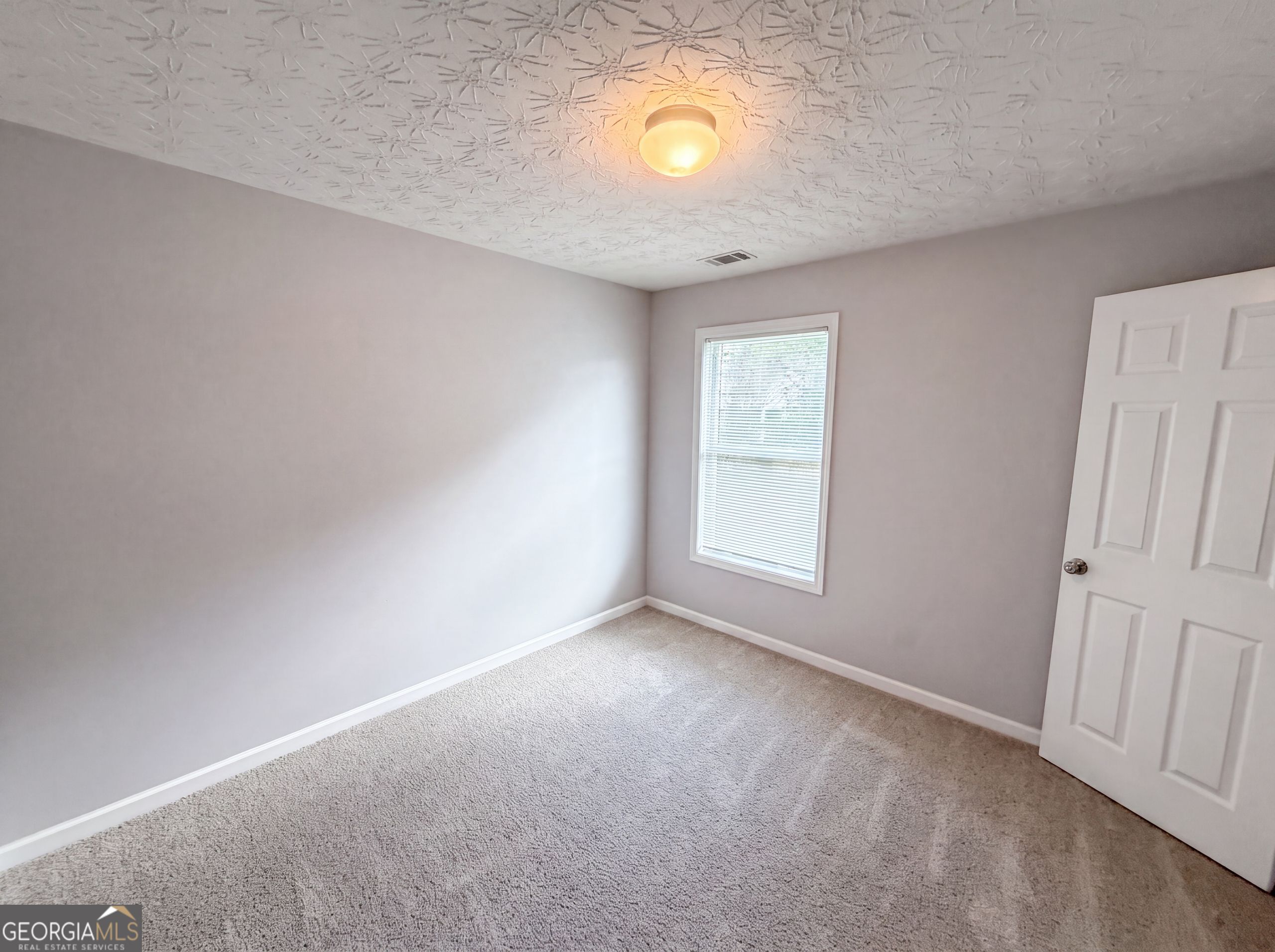 4636 Pine Acre Circle Property Photo 17