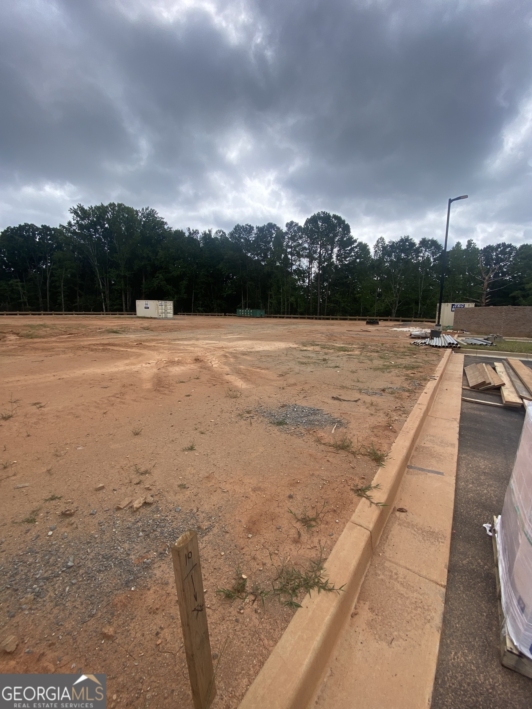 6403 Hickory Flat Highway Property Photo 3