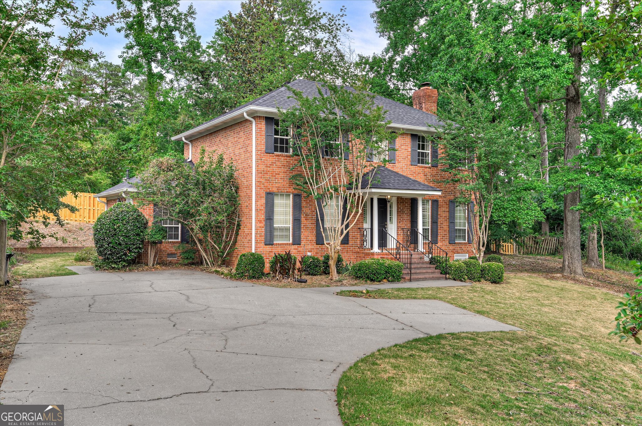 2957 Foxhall Circle Property Photo 3