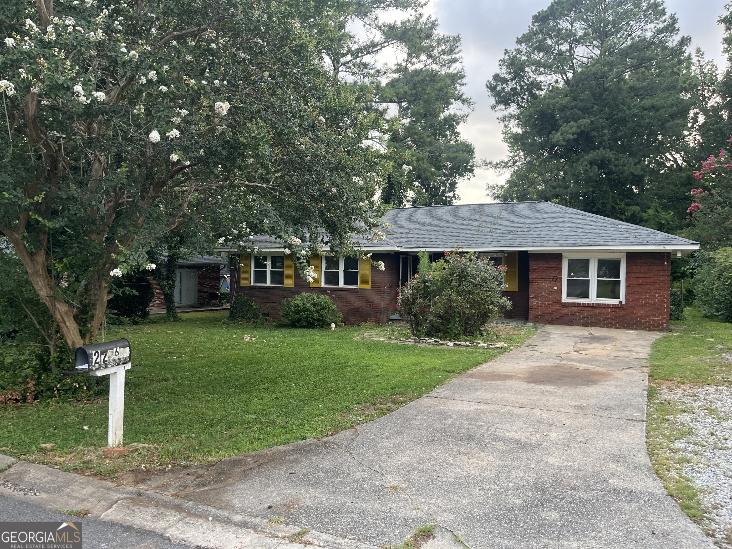 2226 Lynn Drive SW