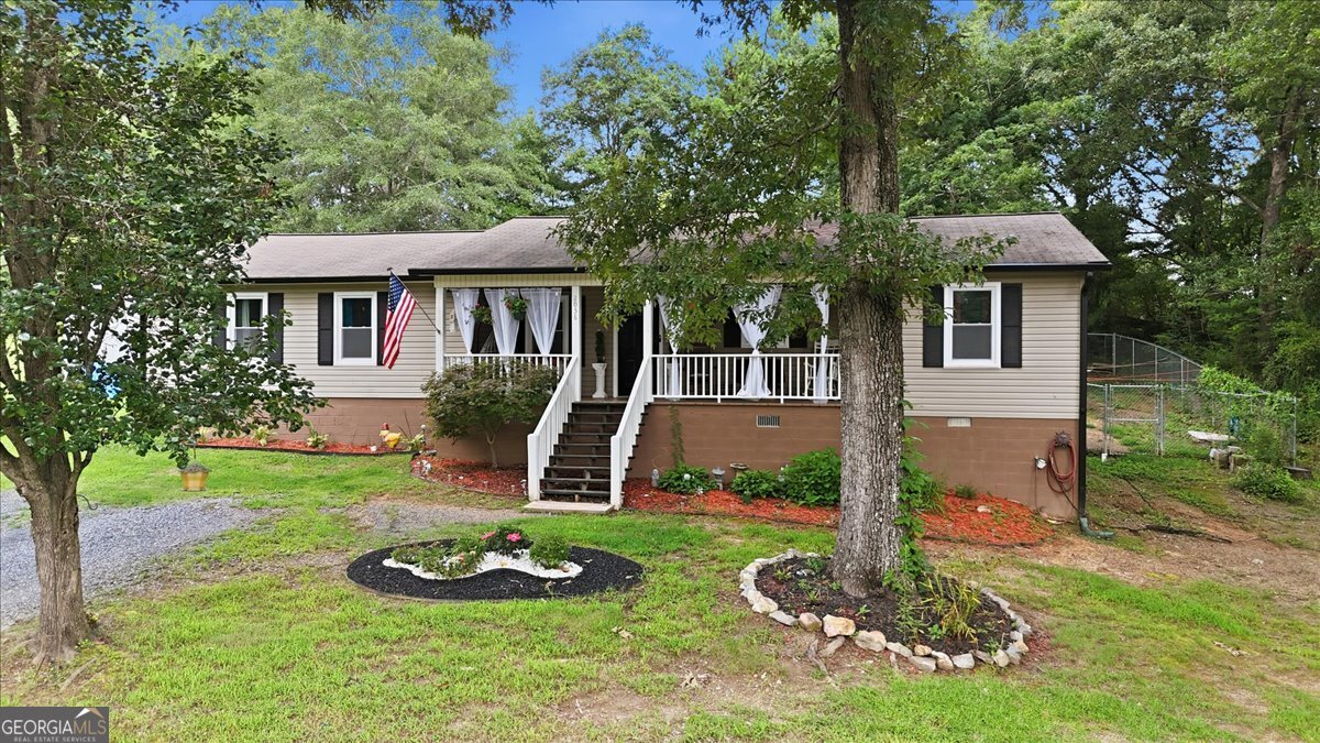 2056 Bellview Road Property Photo 1