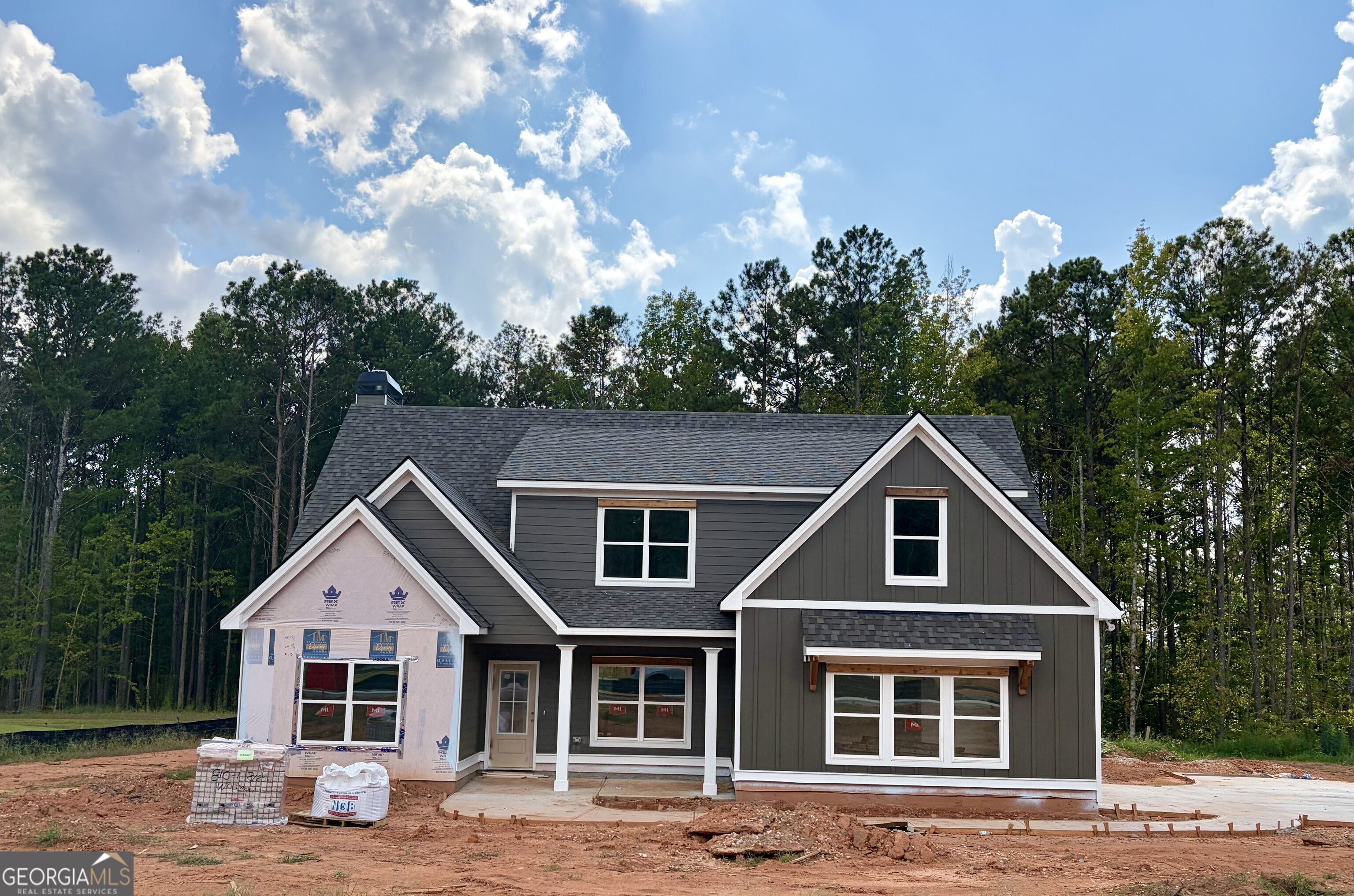 120 Woodford Drive Property Photo 1