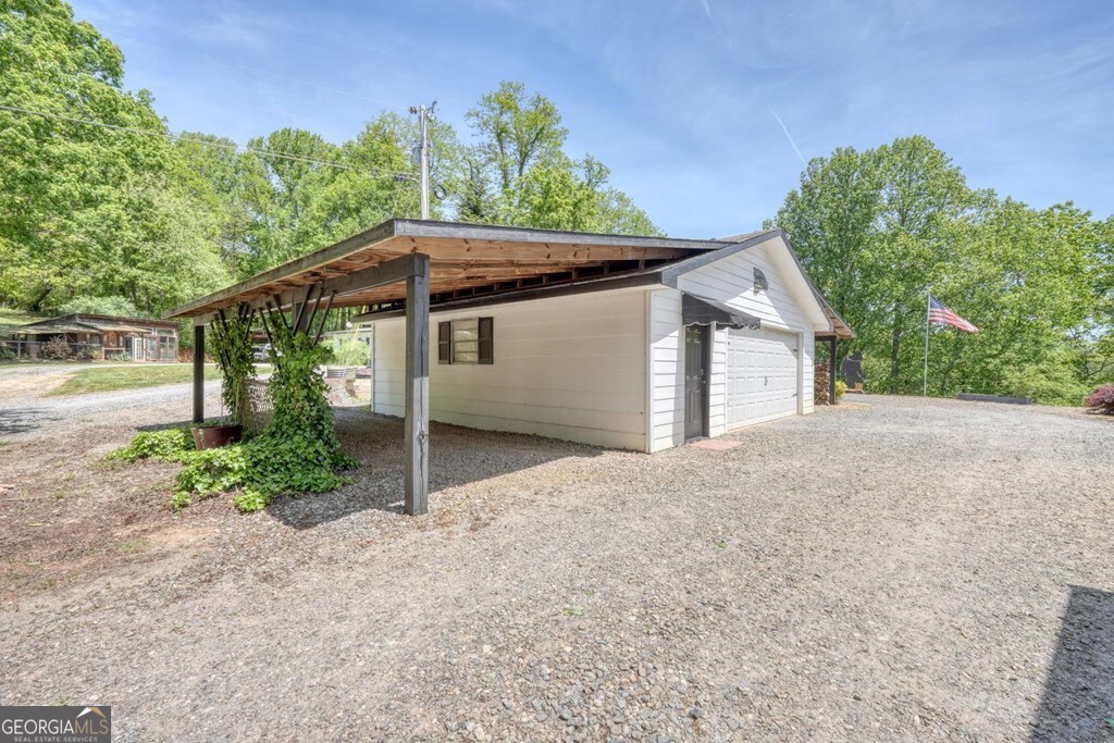 710 Town Mountain Road Property Photo 15