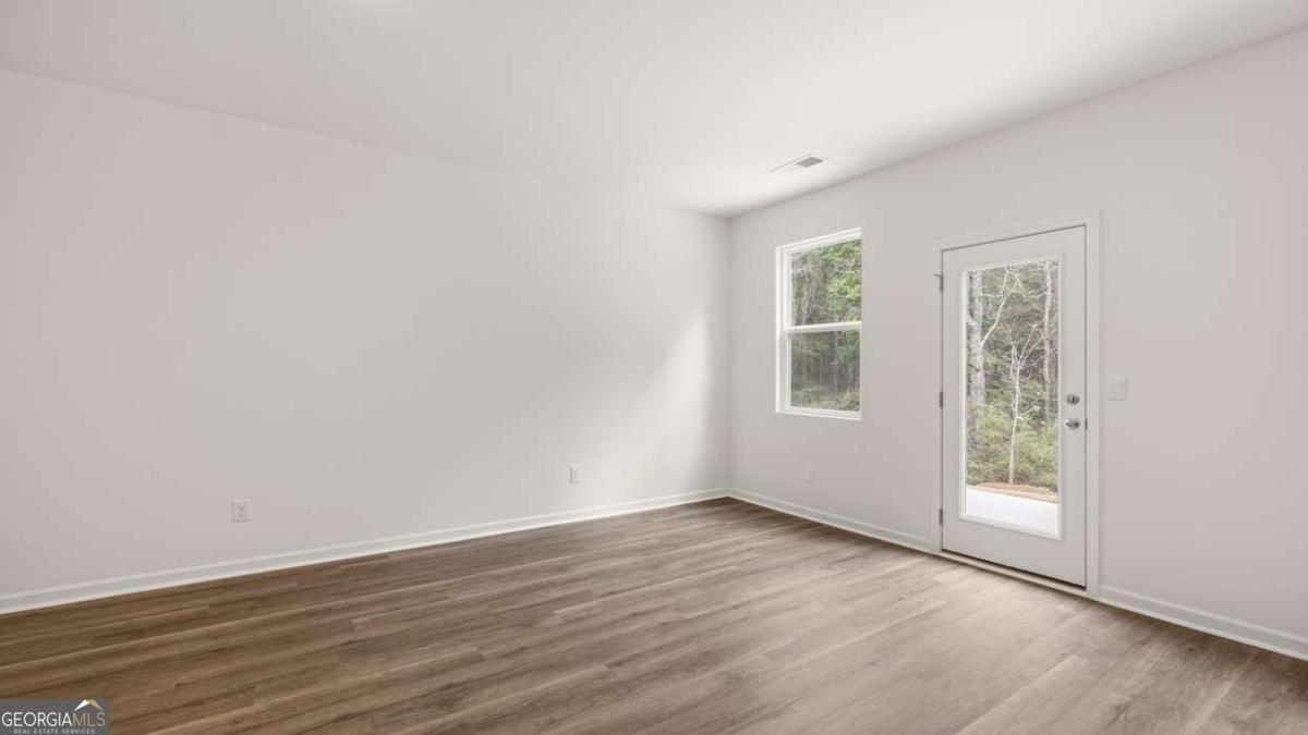 105 Montgomery Drive Property Photo 6