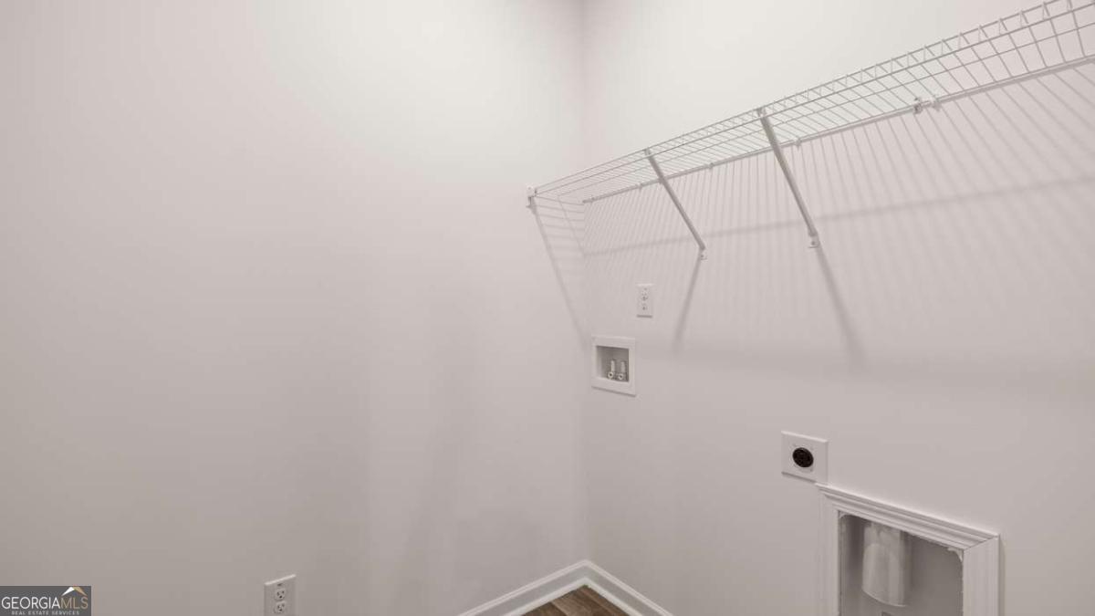 105 Montgomery Drive Property Photo 9